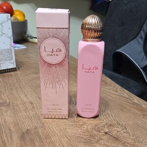 Haya Pink All Over Spray by